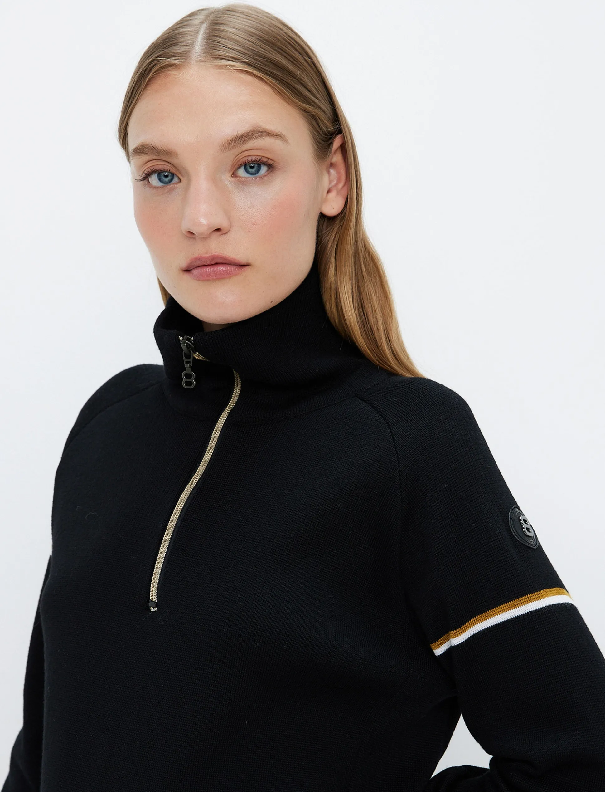 ember_w_merino_sweat__black_4.webp 8848 Altitude Ember W Merino Sweat - Black Online