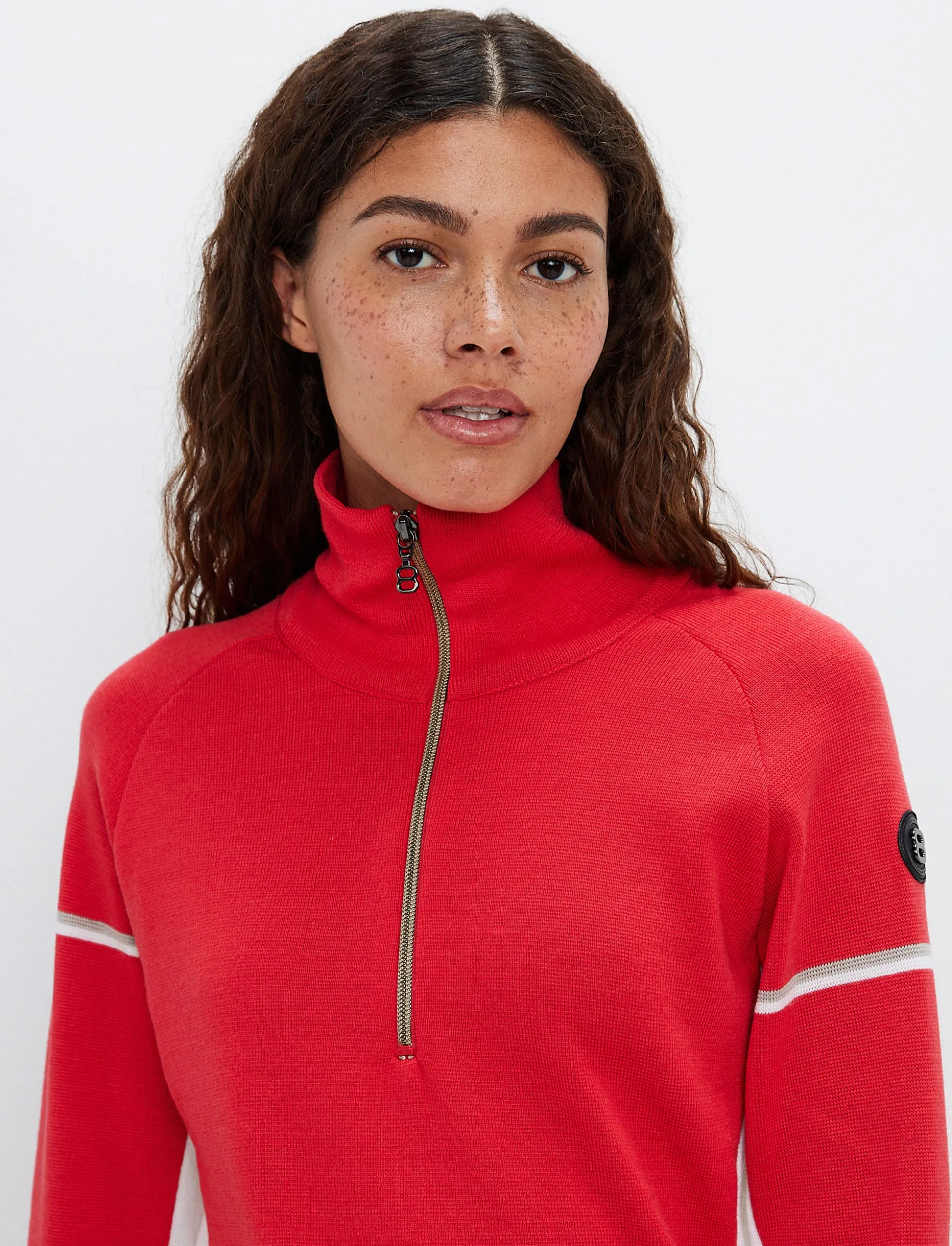 ember_w_merino_sweat__poinsetta_red_5.webp 8848 Altitude Ember W Merino Sweat - Poinsetta Red Shop