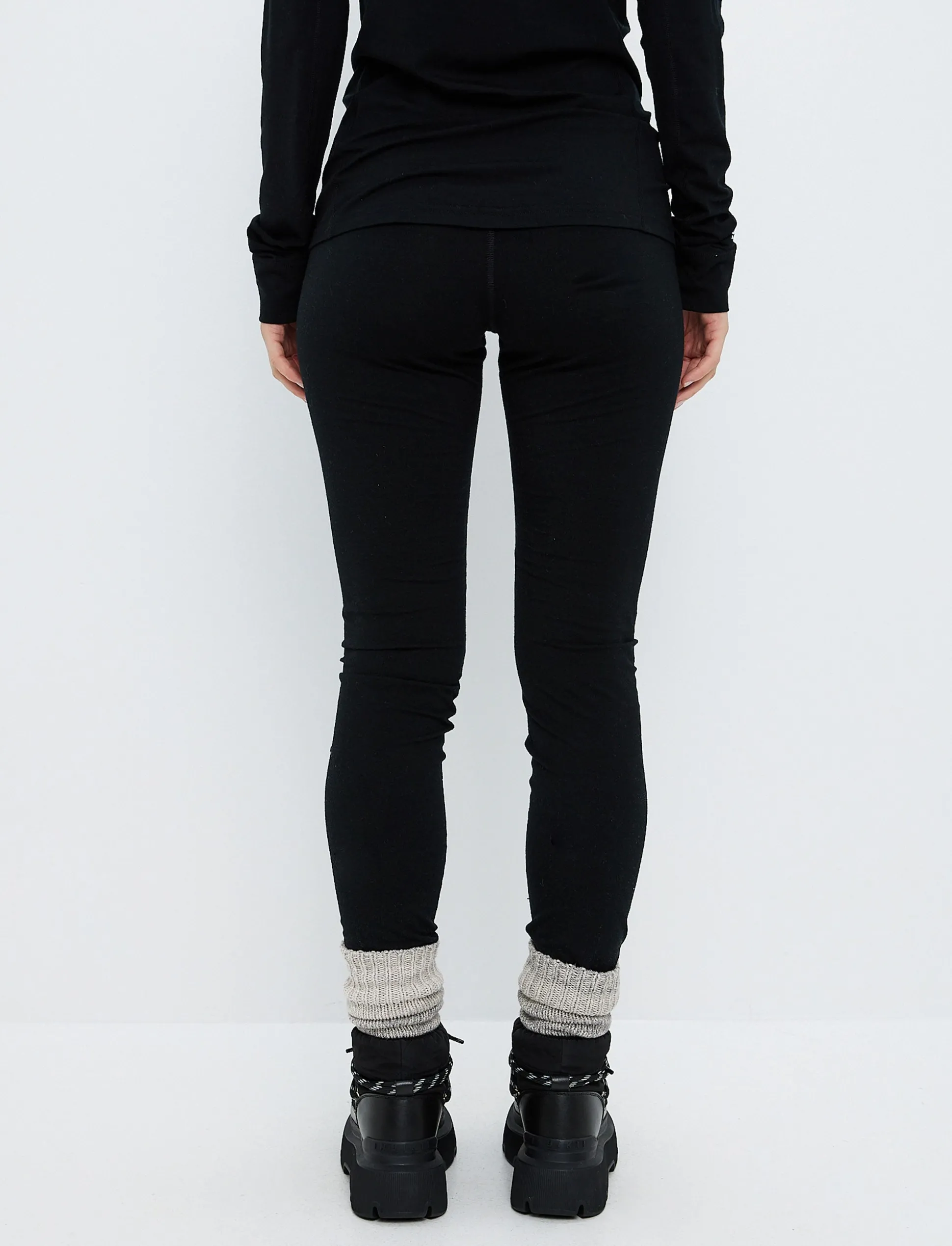 sol_w_wool_pant__black_3.webp 8848 Altitude Sol W Wool Pant - Black Shop